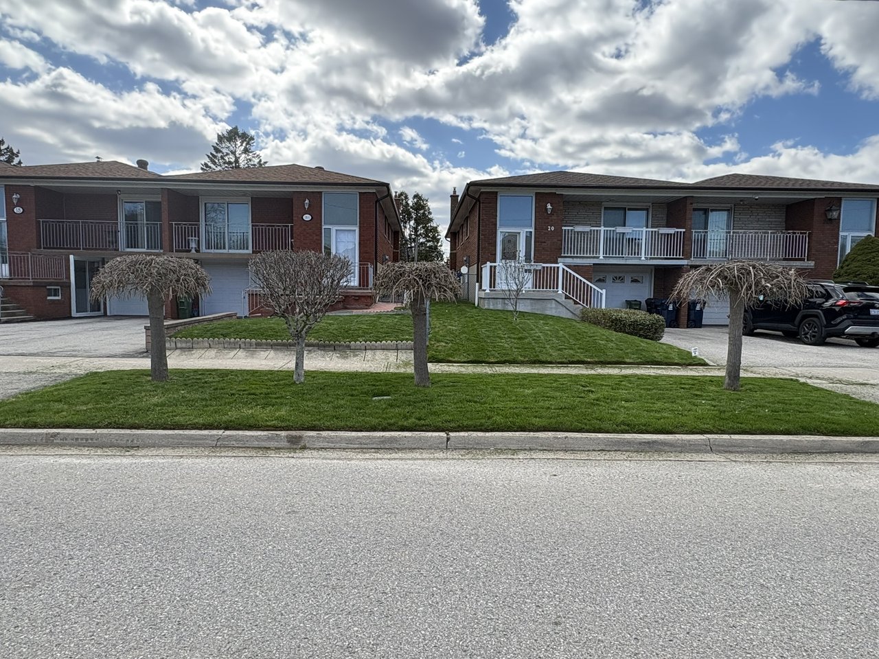 Toronto property lawn care