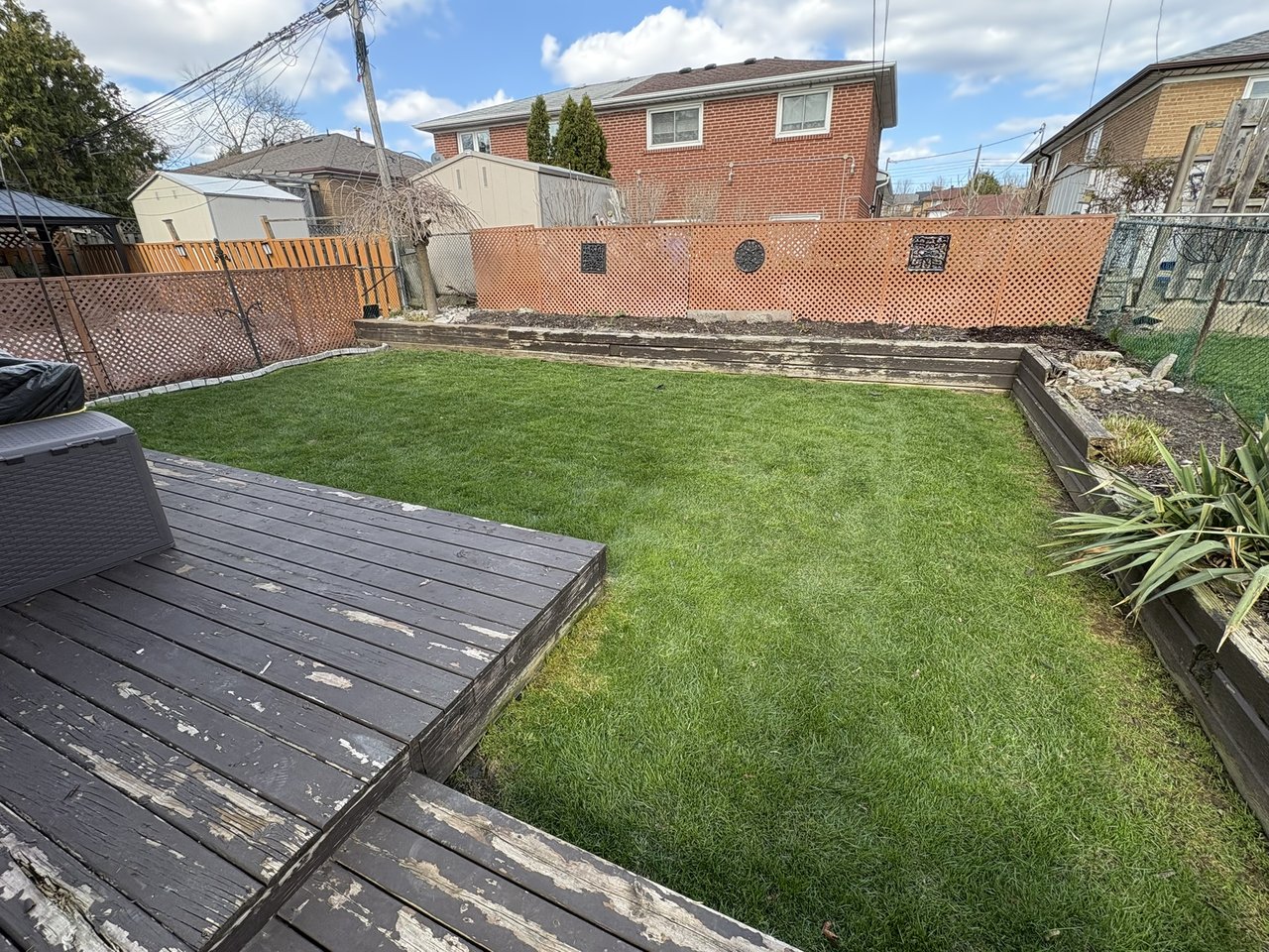 Lawn striping and trim work